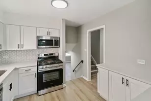 5445 S 73rd Ave, Summit, IL 60501 - Photo 10