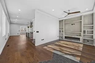 1412 W Fuller St, Chicago, IL 60608 - Photo 2