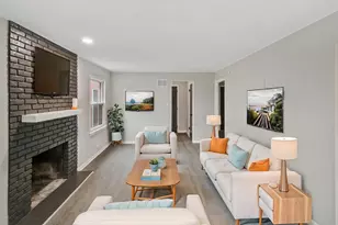 18135 Cherrywood Ln, Homewood, IL 60430 - Photo 10