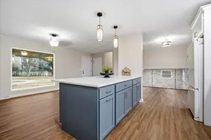 15795 E 2550 North Rd, Hudson, IL 61748 - Photo 12