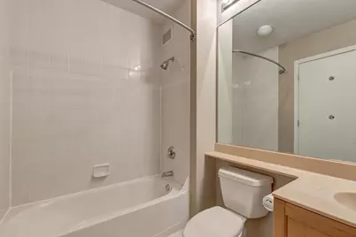 [Address not provided], Chicago, IL 60654 - Photo 10