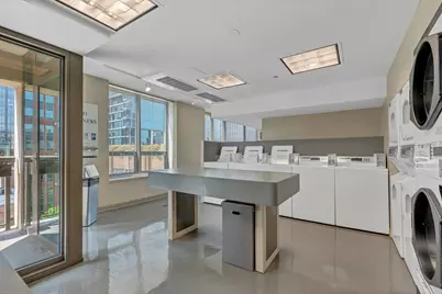 [Address not provided], Chicago, IL 60654 - Photo 18