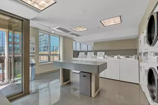 [Address not provided], Chicago, IL 60654 - Photo 18