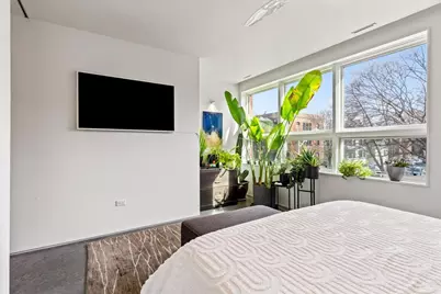 2100 W Eastwood Avenue, Chicago, IL 60625 - Photo 44