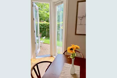 2014 N Larrabee Street #2014, Chicago, IL 60614 - Photo 8