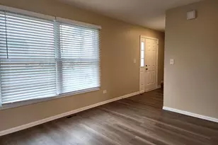 25060 Cashel Bay Ln, Manhattan, IL 60442 - Photo 8