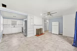 300 Meota St, Park Forest, IL 60466 - Photo 4