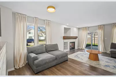 2420 Roxbury Lane, Montgomery, IL 60538 - Photo 10