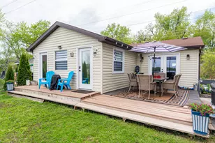 40492 N Lambert Dr, Antioch, IL 60002 - Photo 2