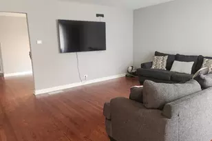 [Address not provided], Berkeley, IL 60163 - Photo 2