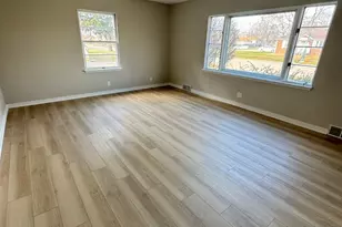 1616 Glenwood Ave, Joliet, IL 60435 - Photo 14