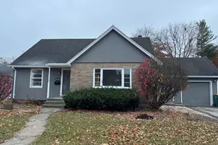 1616 Glenwood Ave, Joliet, IL 60435 - Photo 2