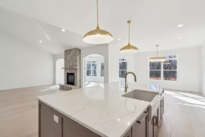 39W909 N Hathaway Lane, Geneva, IL 60134 - Photo 12