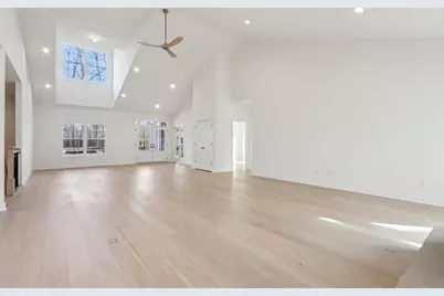 39W909 N Hathaway Lane, Geneva, IL 60134 - Photo 6