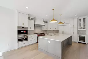 39W909 N Hathaway Ln, Geneva, IL 60134 - Photo 10