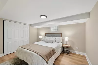 8133 S Saginaw Avenue, Chicago, IL 60617 - Photo 20