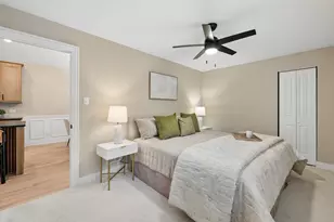 8133 S Saginaw Ave, Chicago, IL 60617 - Photo 10