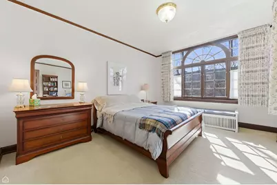 1222 E 56th Street, Chicago, IL 60637 - Photo 12