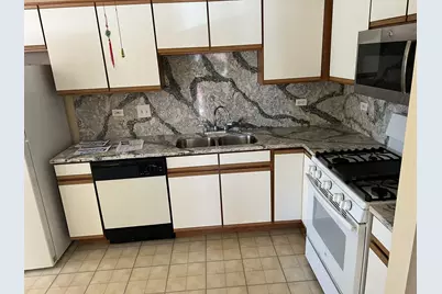 2750 Shelly Lane, Aurora, IL 60504 - Photo 6