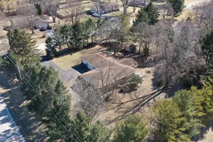 4 Amy Dr, Oswego, IL 60543 - Photo 24