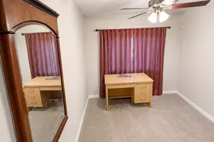 8728 S Rockwell Ave, Evergreen Park, IL 60805 - Photo 4