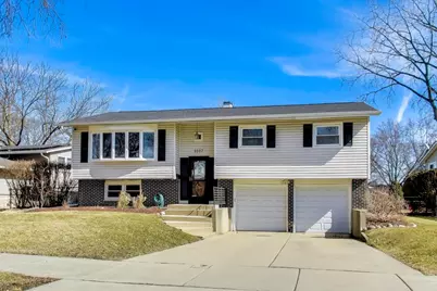 1107 N Greenfield Lane, Mount Prospect, IL 60056 - Photo 2