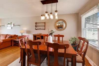 1107 N Greenfield Lane, Mount Prospect, IL 60056 - Photo 10