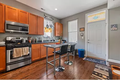 3243 W Evergreen Street #2, Chicago, IL 60651 - Photo 10