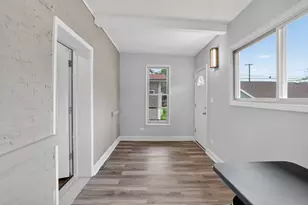 9347 S Loomis St, Chicago, IL 60620 - Photo 26