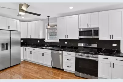 9347 S Loomis Street, Chicago, IL 60620 - Photo 10