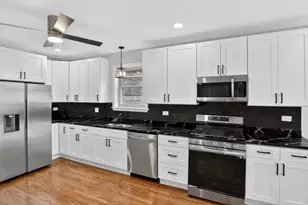 9347 S Loomis St, Chicago, IL 60620 - Photo 10