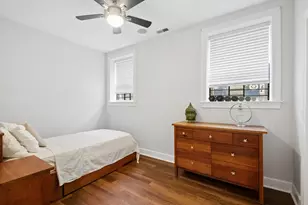 1215 W Norwood St, Chicago, IL 60660 - Photo 12