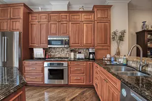 339 W Scott St, Chicago, IL 60610 - Photo 10