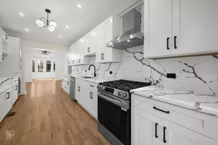 3641 N Hermitage Ave, Chicago, IL 60613 - Photo 10