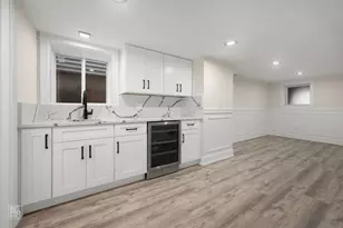 3641 N Hermitage Ave, Chicago, IL 60613 - Photo 24