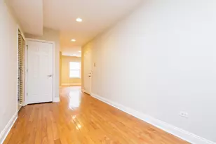 6501 N Claremont Ave, Chicago, IL 60645 - Photo 6