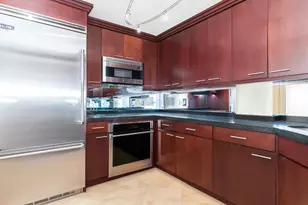 401 E Ontario St, Chicago, IL 60611 - Photo 14