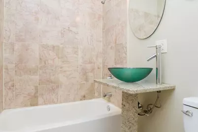 1642.5 W Greenleaf Avenue #2N, Chicago, IL 60626 - Photo 10