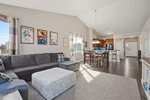 4620 Plymouth Ave, Yorkville, IL 60560 - Photo 4