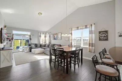 4620 Plymouth Avenue, Yorkville, IL 60560 - Photo 6