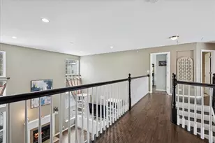 1715 White Oak Ln, Hoffman Estates, IL 60192 - Photo 18