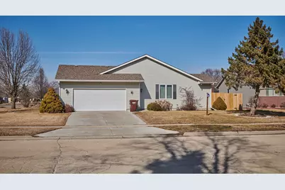 305 Royal Avenue, Belvidere, IL 61008 - Photo 2