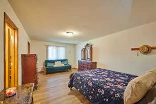 305 Royal Ave, Belvidere, IL 61008 - Photo 8