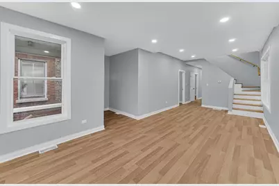 2053 N Laporte Avenue, Chicago, IL 60639 - Photo 8