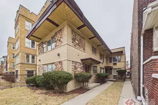 11219 S Martin Luther King Dr, Chicago, IL 60628 - Photo 2