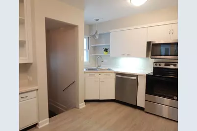 1107 Santa Rosa Avenue, Wheaton, IL 60187 - Photo 6