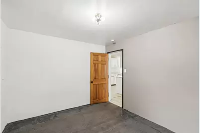 18631 W Main Street, Grayslake, IL 60030 - Photo 12