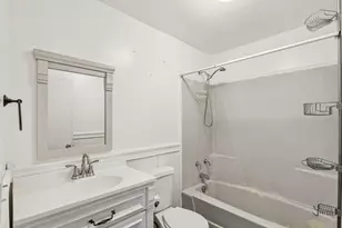 18631 W Main St, Grayslake, IL 60030 - Photo 14