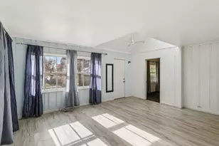 18631 W Main St, Grayslake, IL 60030 - Photo 6