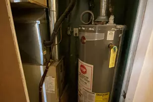 311 Stewart Dr, Freeport, IL 61032 - Photo 8